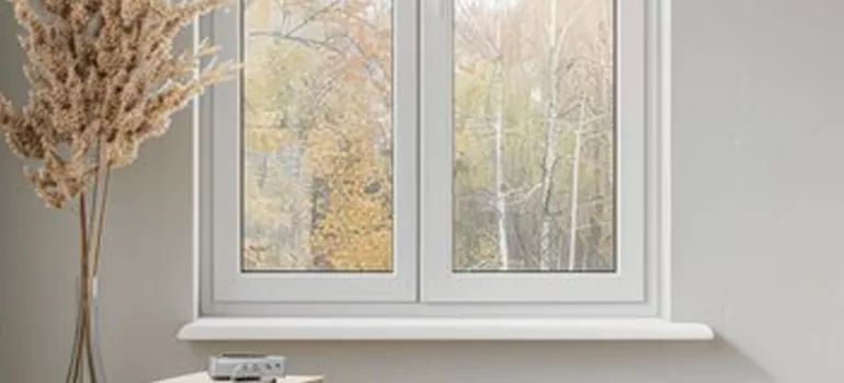 Vinyl Window Stool in Punta Gorda, FL